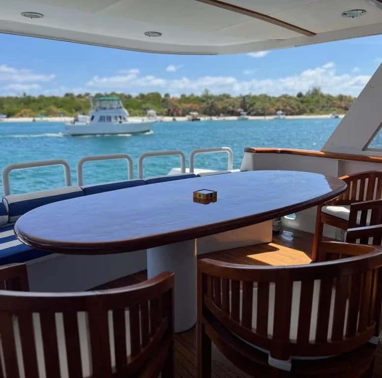 Aft Deck Dining